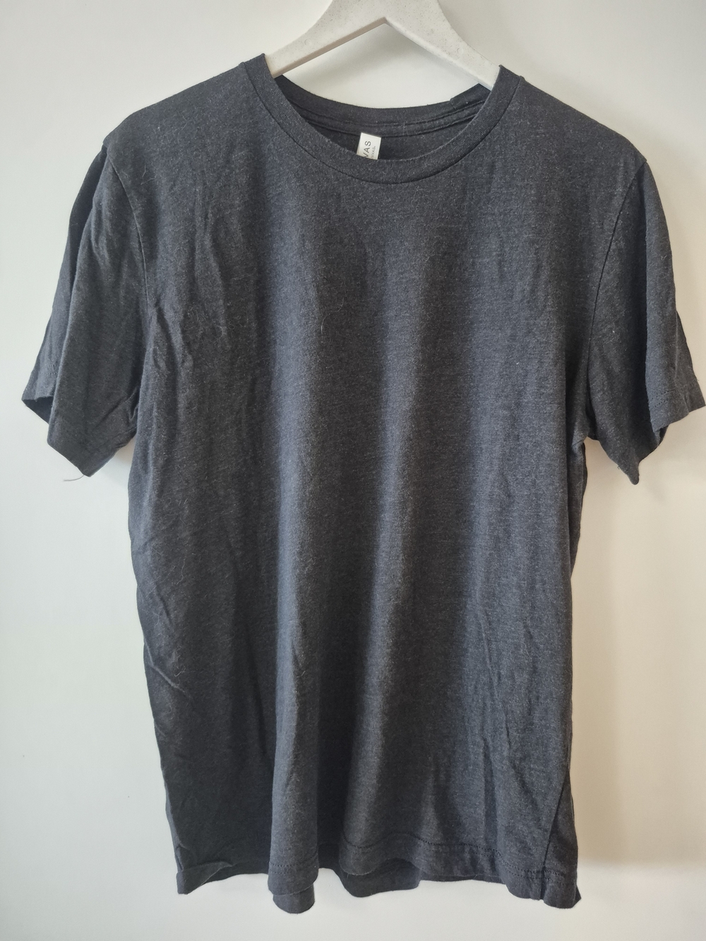 Classic Men's Crew Neck T-Shirt - Charcoal